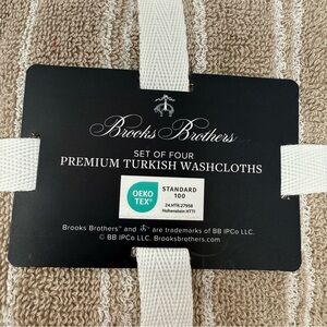 BROOKS BROTHERS Premium Turkish lot of 4 Wash Cloths in tan & White Stripe NWT